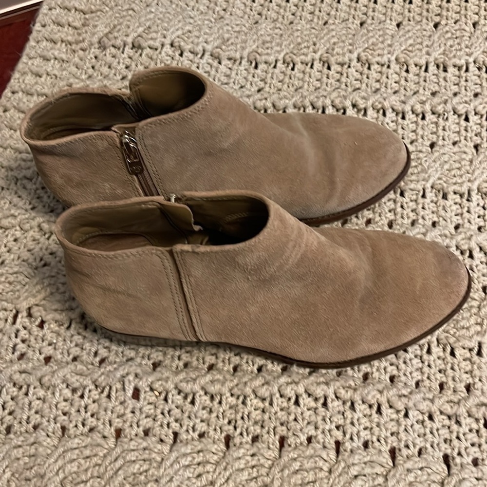 Antonio‎ Melanie leather suede ankle boots women’s size 9M tan side zip preowned